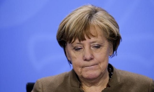 Thế khó của bà Merkel trong 'thùng thuốc súng' nước Đức